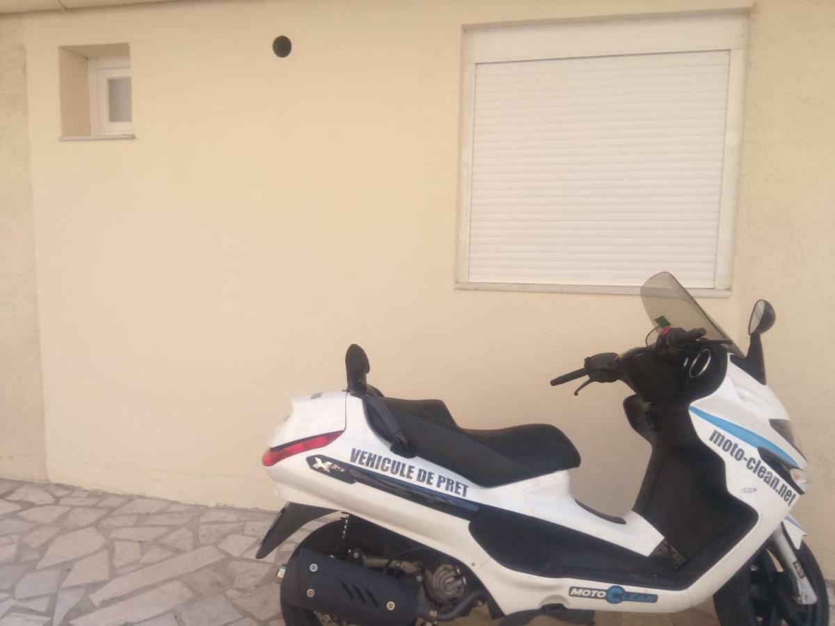 Charmant Studio Climatise A 300M Du Port. Refait A Neuf. Bastia  Kültér fotó